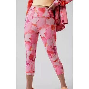 Athleta Ultimate Stash II Capri in Painted Energy Coral